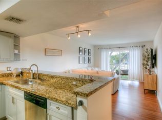 5000 NW 79th Ave APT 208, Doral, FL 33166