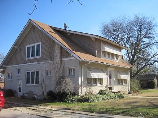 3rd image of 304 N 4th Ave