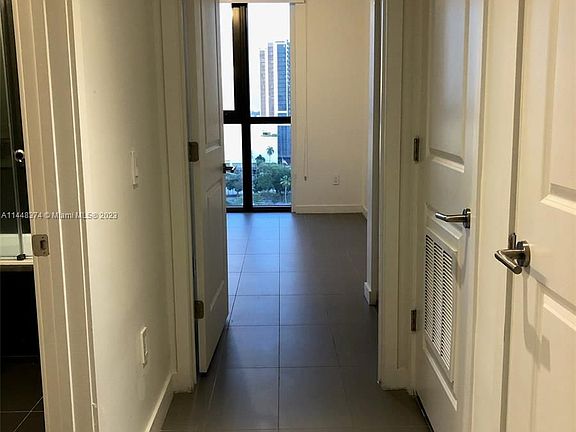 4th image of 1600 NE 1st Ave APT 1106