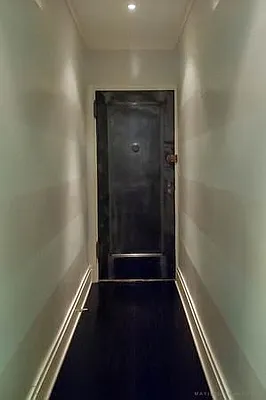 Rented by Bank Neary | media 19