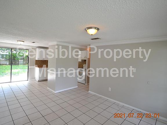 3rd image of 3407 N 48th St #3407