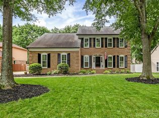 4424 Asherton Dr, Charlotte, NC 28226