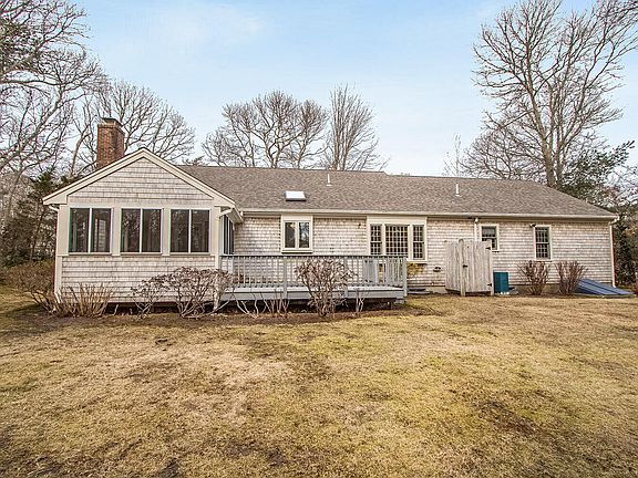 4th image of 34 Liverpool Dr