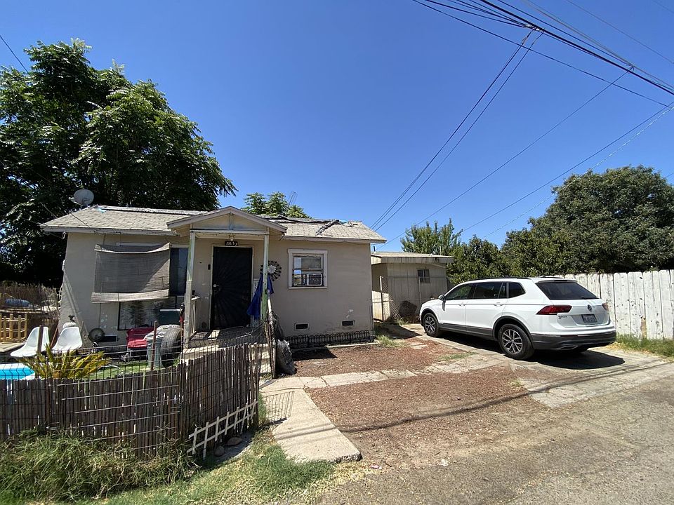 2nd image of 216 S Q St