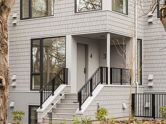 5th image of 909 Redfern Rd #2