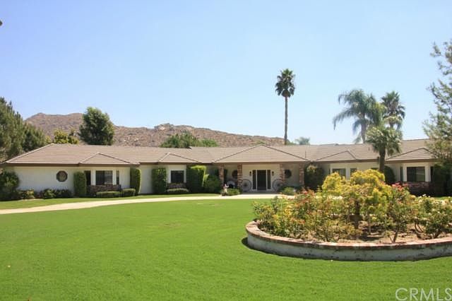 1st image of 25240 Thoroughbred Ln