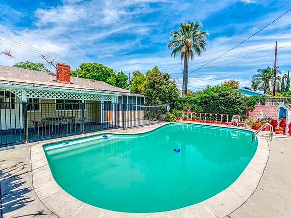 5th image of 6506 Gaviota Ave