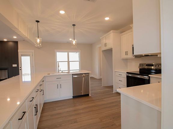 4th image of 265 Bridle Path Ln Lot 16
