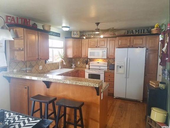 5th image of 13932 S Emmeline Dr