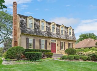 1032 Laurie Ln, Burr Ridge, IL 60527