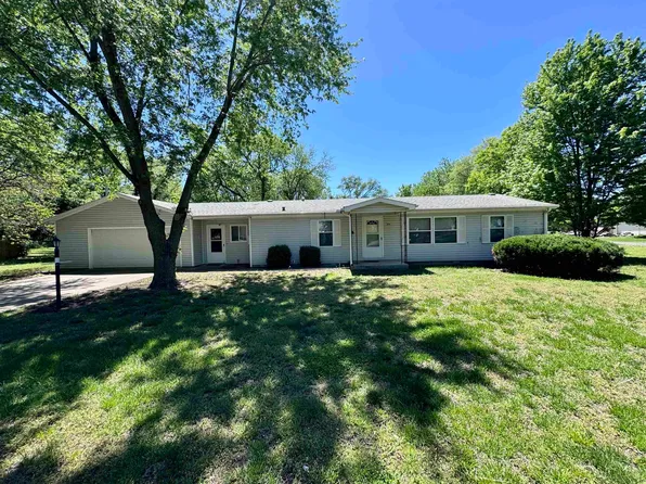 309 E Vine St, Whitewater, KS 67154
