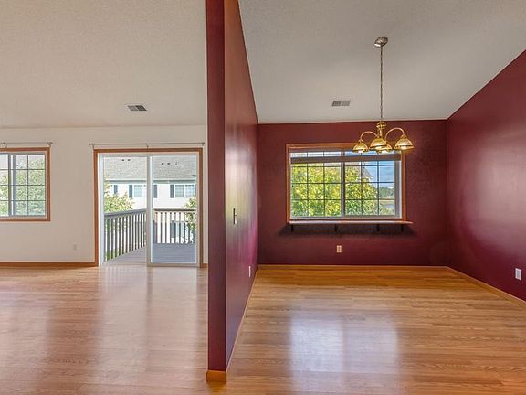 5th image of 1419 Yorkshire Ln