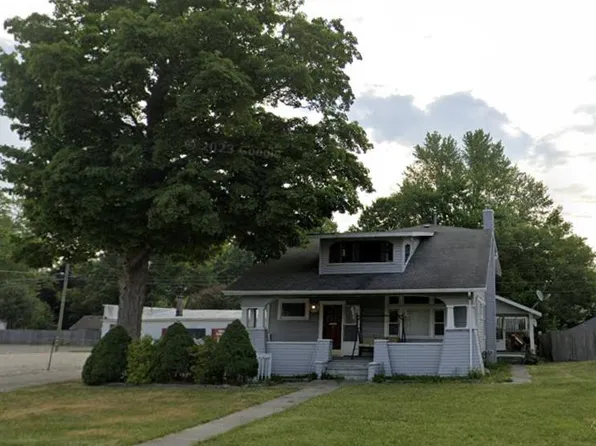 309 S Main St #A, Almont, MI 48003
