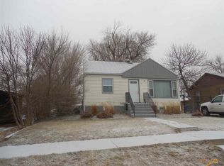 921 Wood Ave, Rapid City, SD 57701