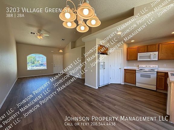 5th image of 3203 Village Green St
