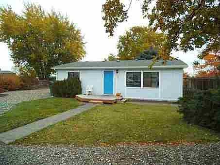 2nd image of 1817 S Huntington Pl