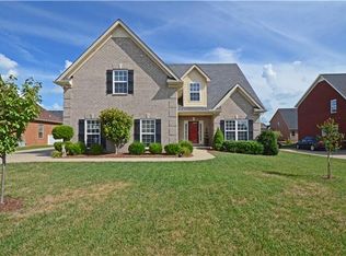 5231 Saint Ives Dr, Murfreesboro, TN 37128
