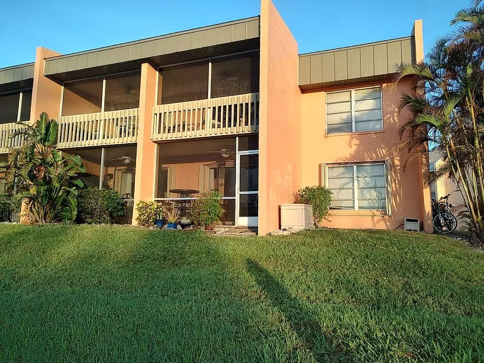 1358 Rock Dove Ct #7