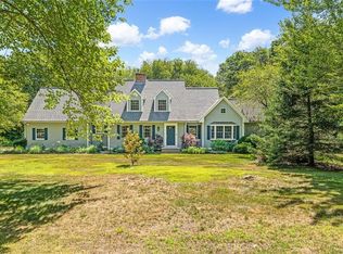 100 Warren Rd, Charlestown, RI 02813