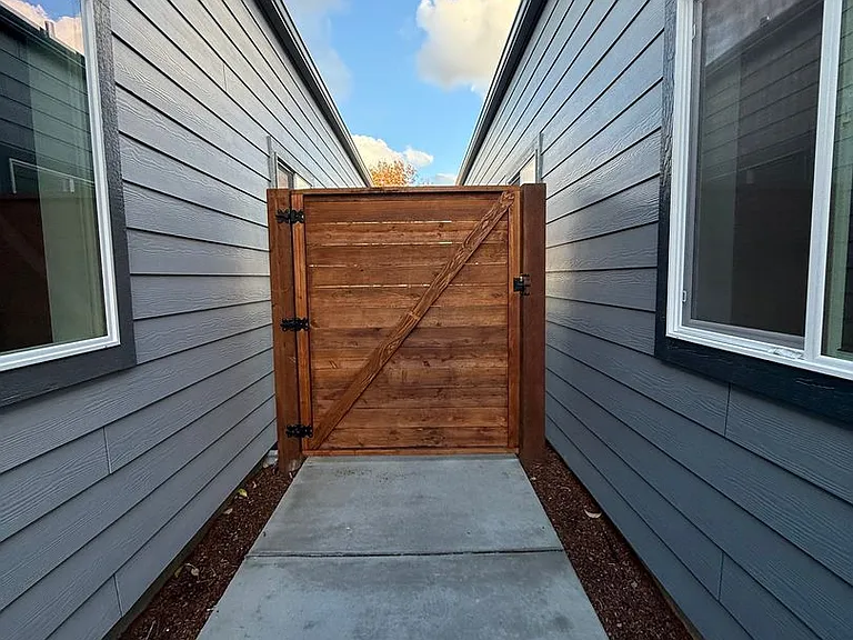 3710 E Liberty Ave — Photo 14