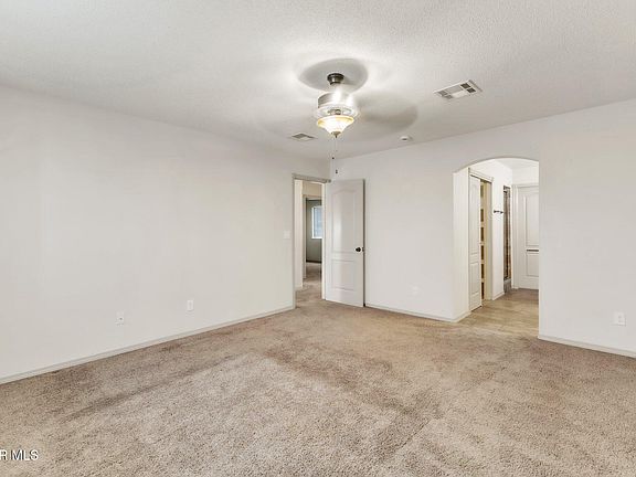 3rd image of 14330 Woods Point Ave