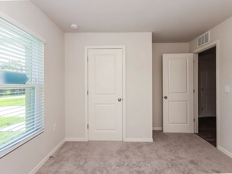 27321 Senator Dr — Photo 12