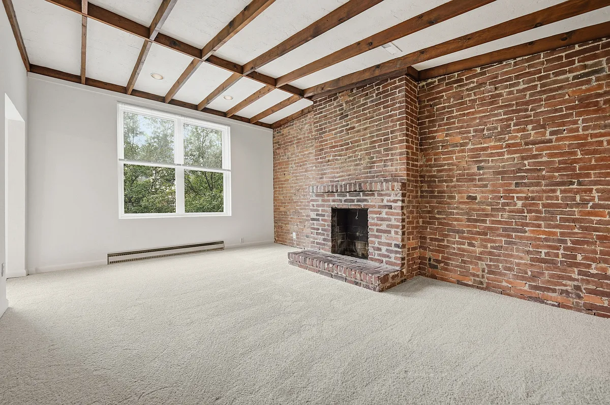 2 bed, $2,125 — Photo 2