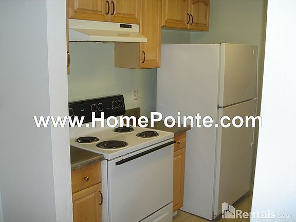 3rd image of 112 Luna Grande Cir