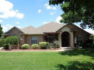 4851 Stout Rd, Midlothian, TX 76065