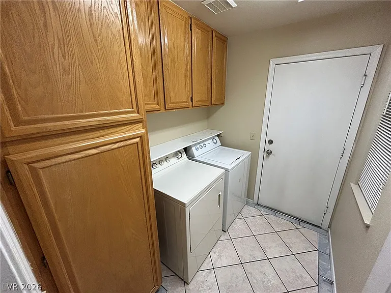 4552 Bradpoint Dr #0 — Photo 33