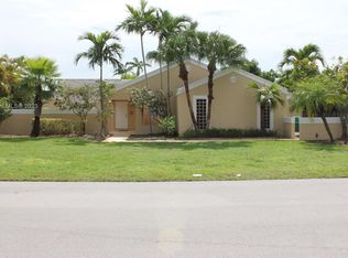 15740 SW 152nd Pl, Miami, FL 33187