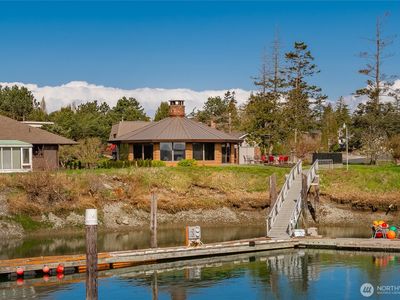 8032 Comox Road, Blaine, WA, 98230
