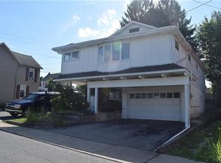 104 Chestnut St, Roseto, PA 18013