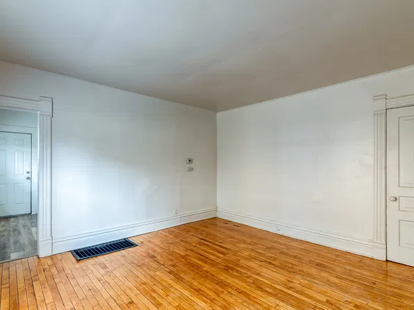 416 W Saginaw St, Lansing, MI 48933