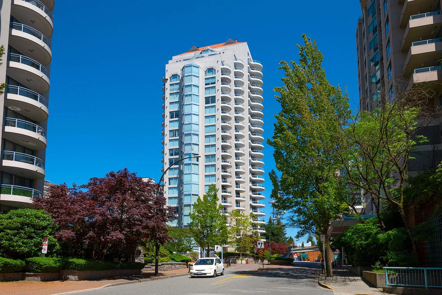 719 Princess St #2301 photo 1