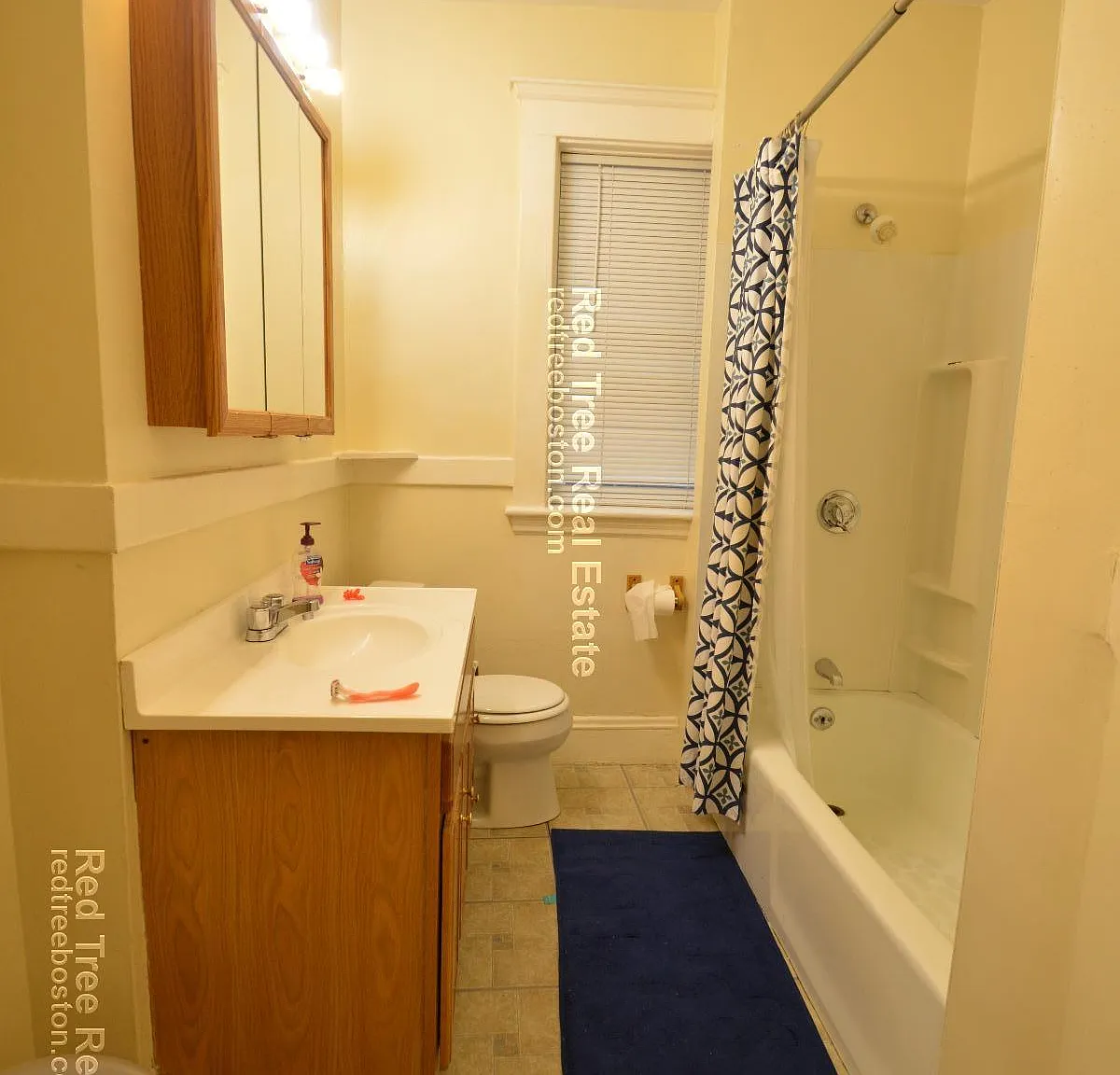 4 bed, 1900 sqft, $6,000 — Photo 4
