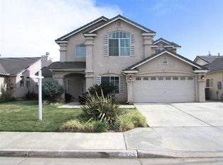 2925 E Granada Ave, Fresno, CA