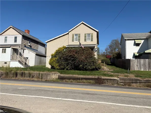 1076 New Salem Rd, New Salem, PA 15468