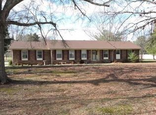 108 Deerfield Cir, Manchester, TN 37355