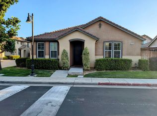 4373 W Pinsapo Dr, Fresno, CA