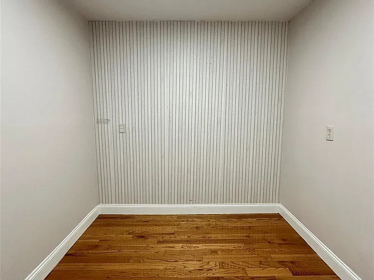 5774 Xenia St — Photo 5