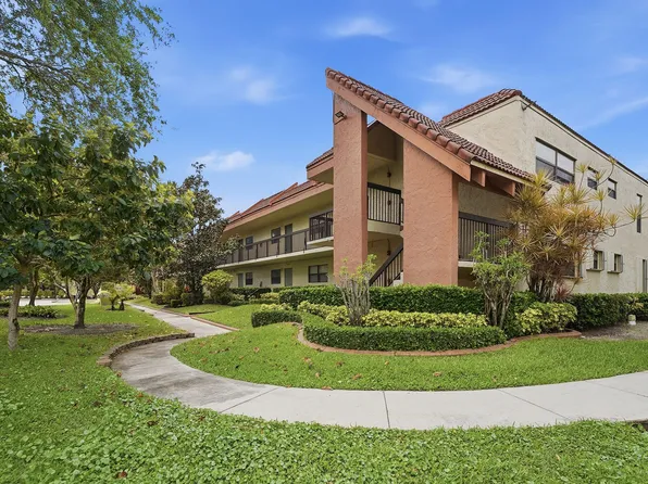 1774 Hammock Boulevard #118, Coconut Creek, FL 33063