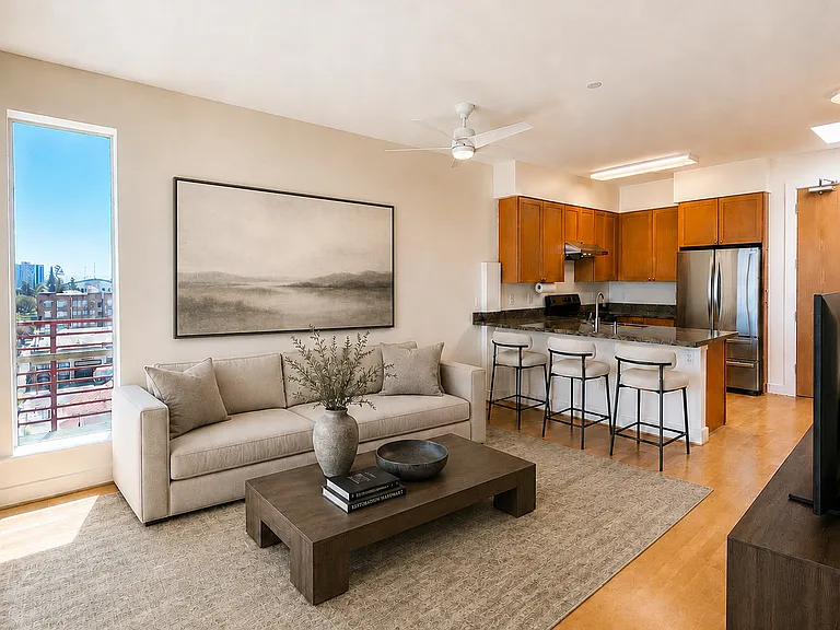 1020 Jackson St #606 — Photo 6