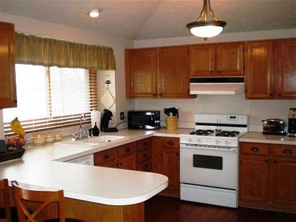 2nd image of 3505 Lookingglass Dr