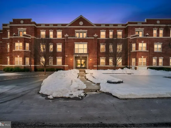 3611 38th St NW APT 243, Washington, DC 20016