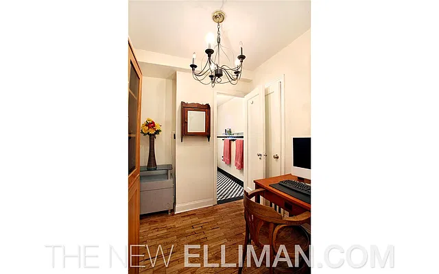 Rented by Douglas Elliman | media 35