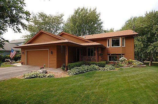 1st image of 3431 Elm Creek Dr