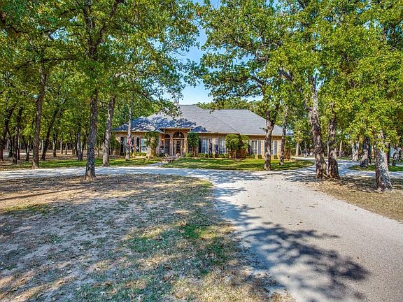 4th image of 146 Private Road 203 St