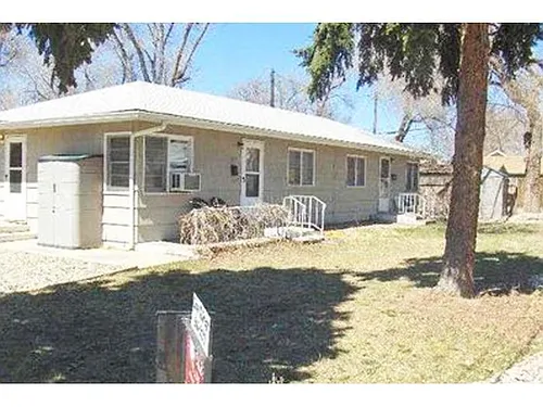 308 Pitkin St Photo 1