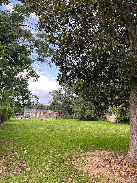 1st image of 1920 Las Palmas Dr